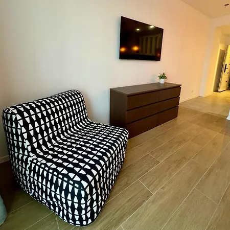 Maya Studio-onix Blue With Private Parking, Mamaia Nord Apartament Năvodari