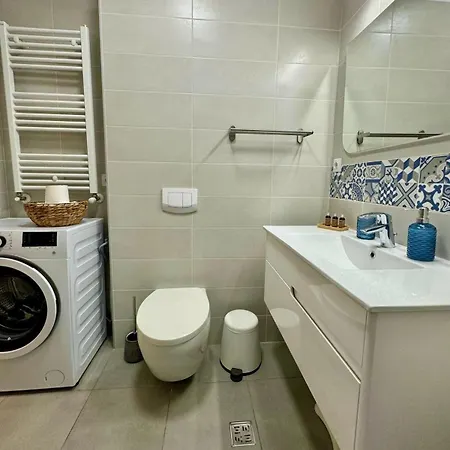 Maya Studio-onix Blue With Private Parking, Mamaia Nord Apartament *